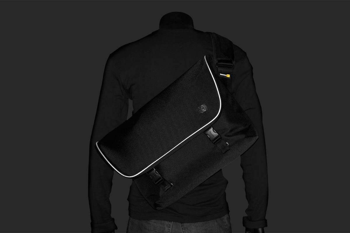 booq boa xm laptop backpack Boa courier 15 | Elegant shoulder bag for 15-inch MacBook Pro